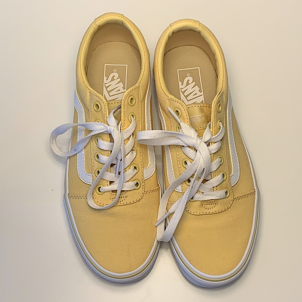 Vans Ward Skate Shoes in Pineapple Yellow